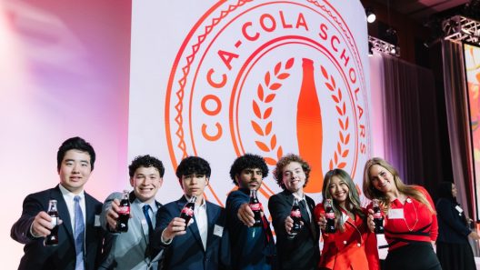 Coca-Cola Scholars Program: Who Can Apply for the $20,000 Award (2026–2027 Graduates)